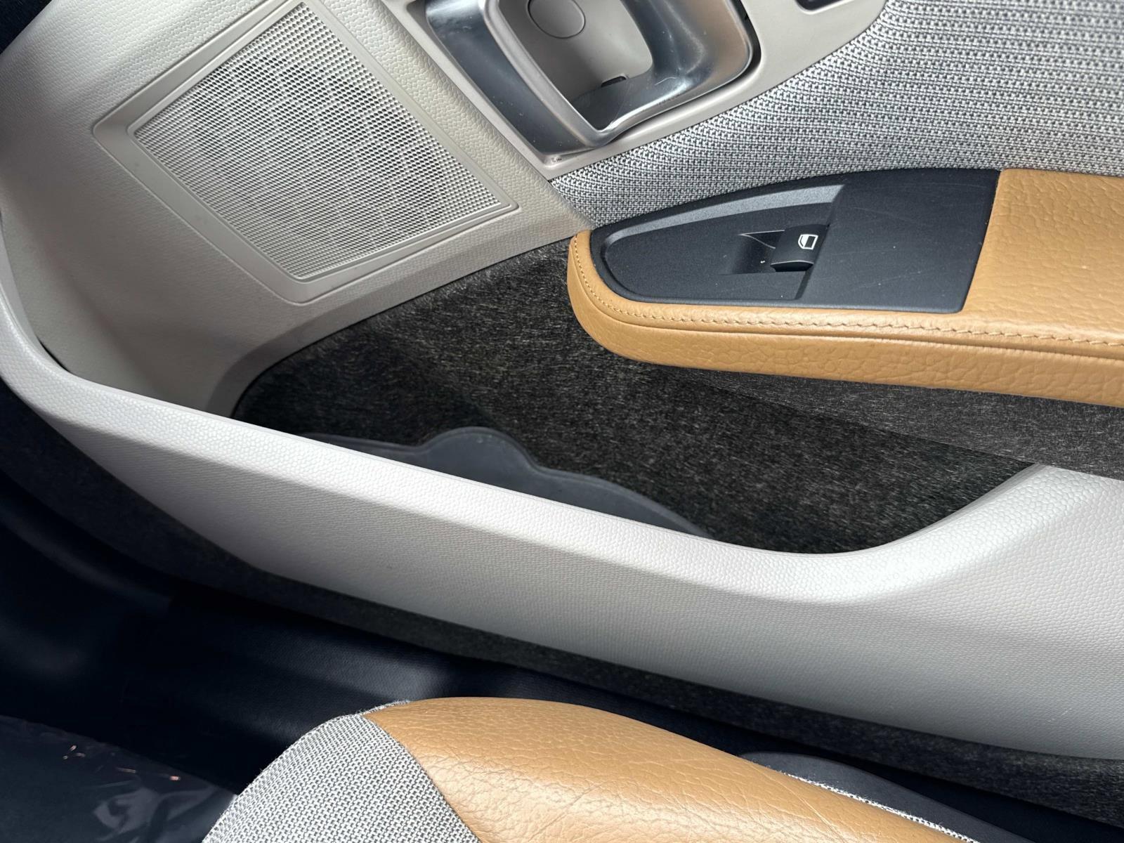 2014 BMW i3 Vehicle Photo in LOS ANGELES, CA 90007-3794