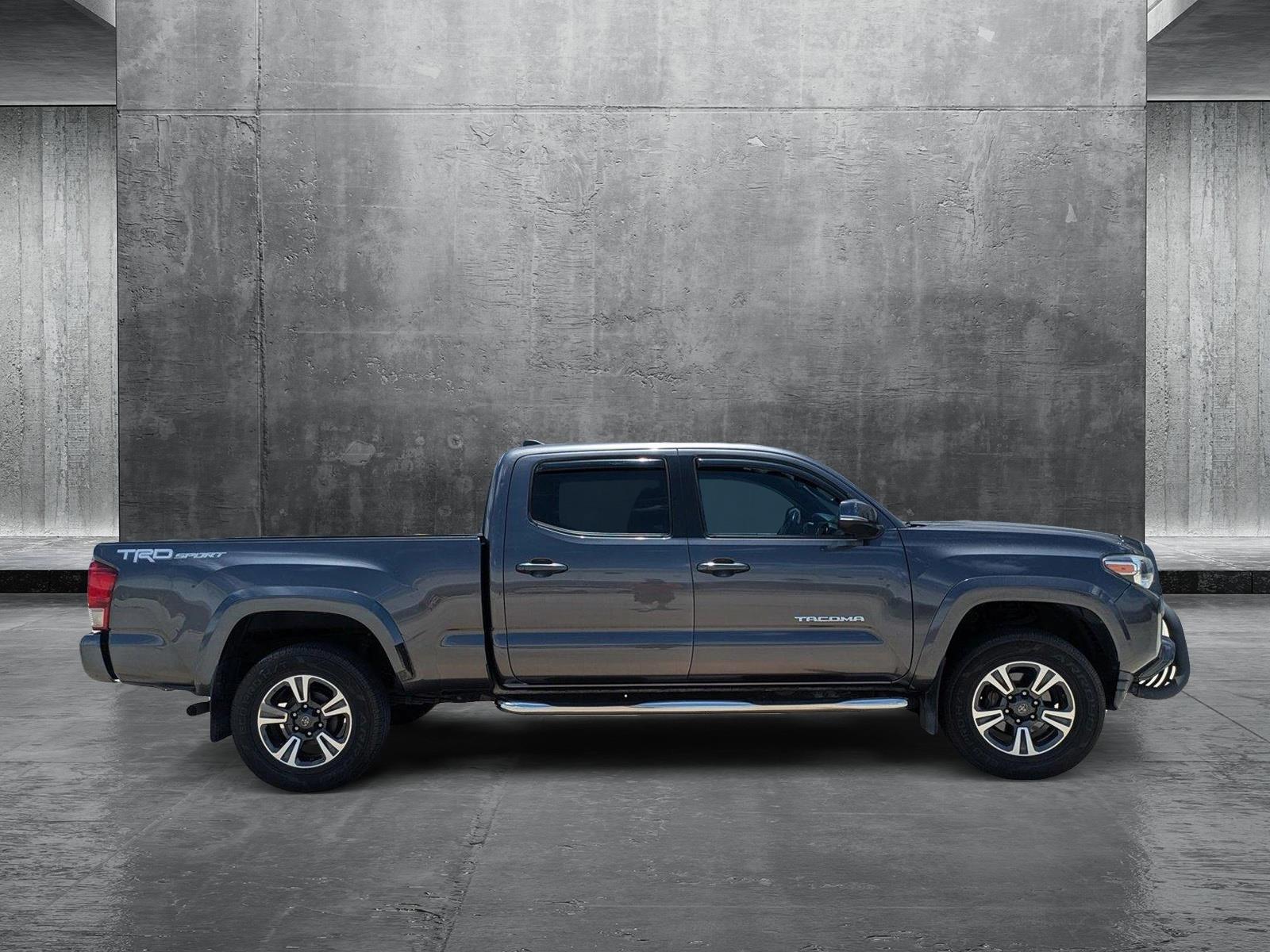 2017 Toyota Tacoma Vehicle Photo in Winter Park, FL 32792