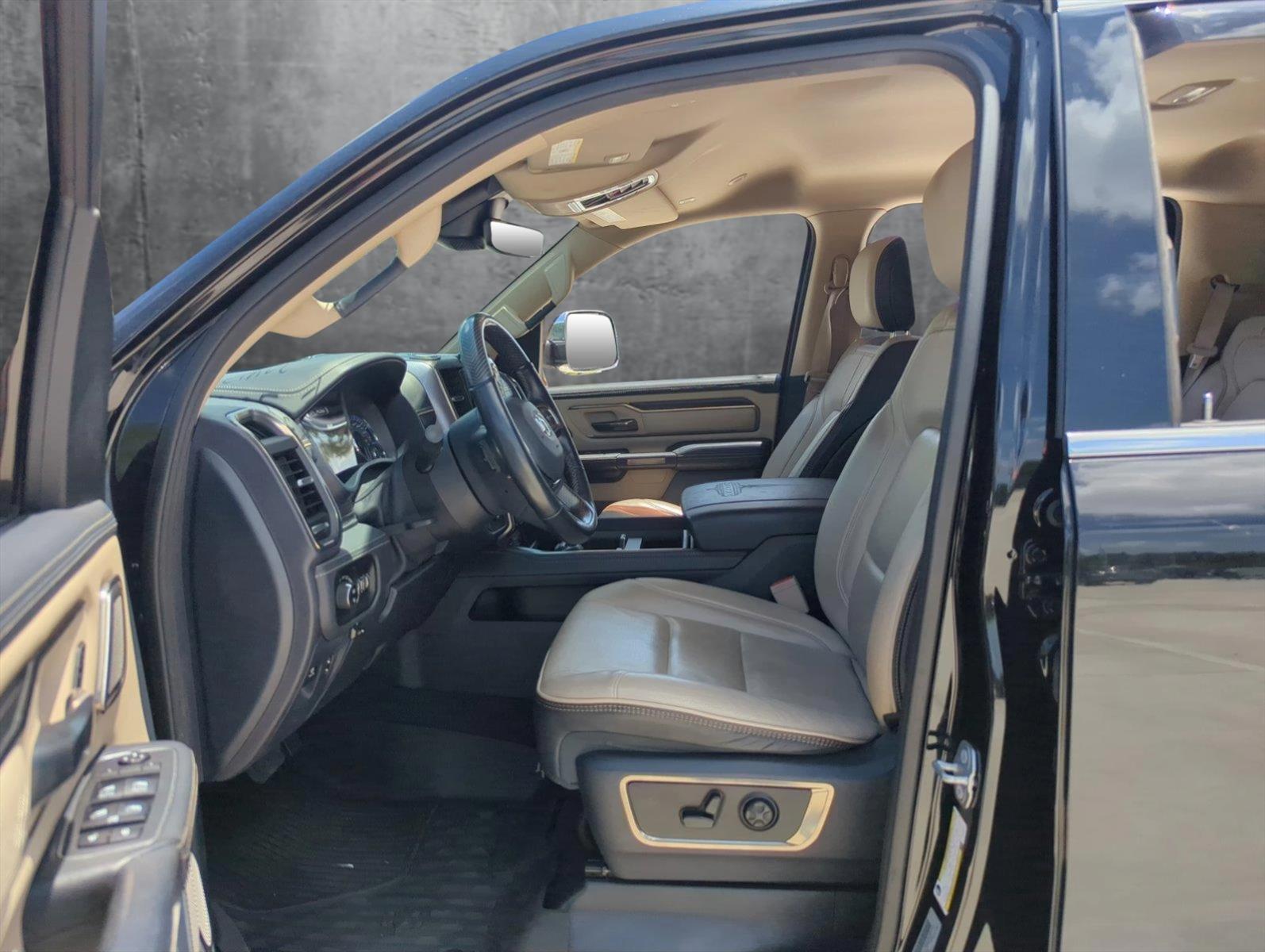 2019 Ram 1500 Vehicle Photo in Pembroke Pines, FL 33027