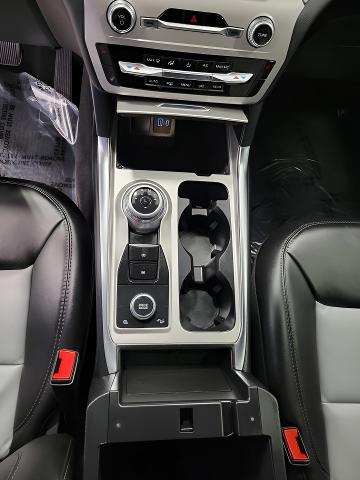 2023 Ford Explorer Vehicle Photo in Neenah, WI 54956