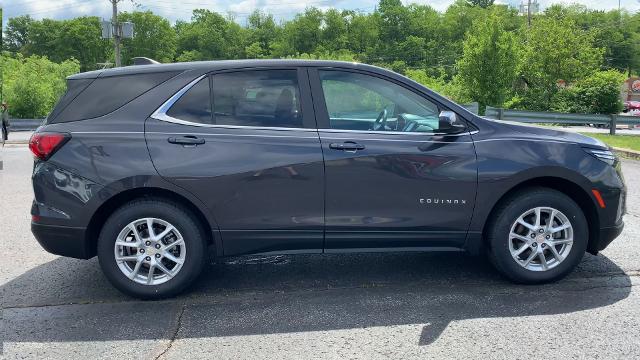 2023 Chevrolet Equinox Vehicle Photo in MOON TOWNSHIP, PA 15108-2571