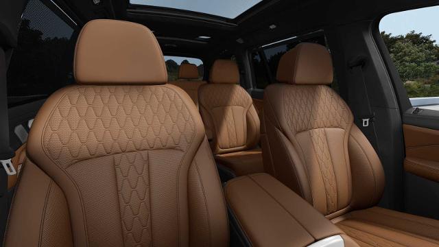 2026 BMW X7 M60i Vehicle Photo in GRAPEVINE, TX 76051