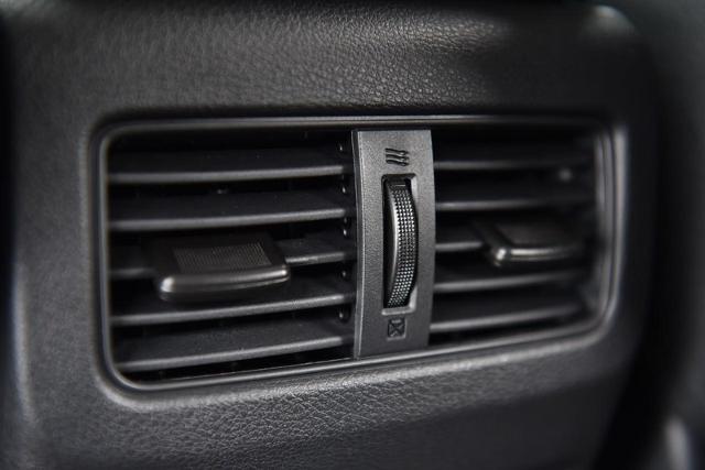 2025 Nissan Rogue Vehicle Photo in Ballwin, MO 63011
