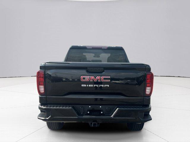 2023 GMC Sierra 1500 Vehicle Photo in LEOMINSTER, MA 01453-2952