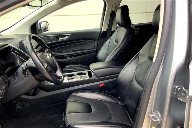 2022 Ford Edge Vehicle Photo in TOPEKA, KS 66609-0000