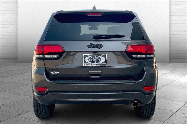 2019 Jeep Grand Cherokee Vehicle Photo in TOPEKA, KS 66609-0000