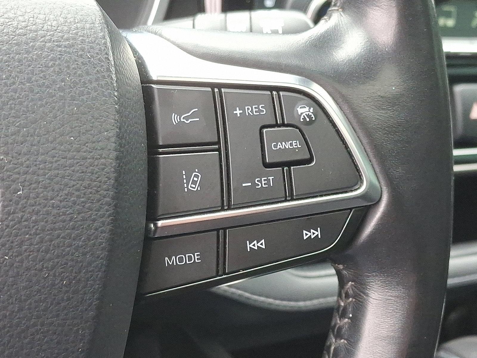 2021 Toyota Highlander Vehicle Photo in Trevose, PA 19053