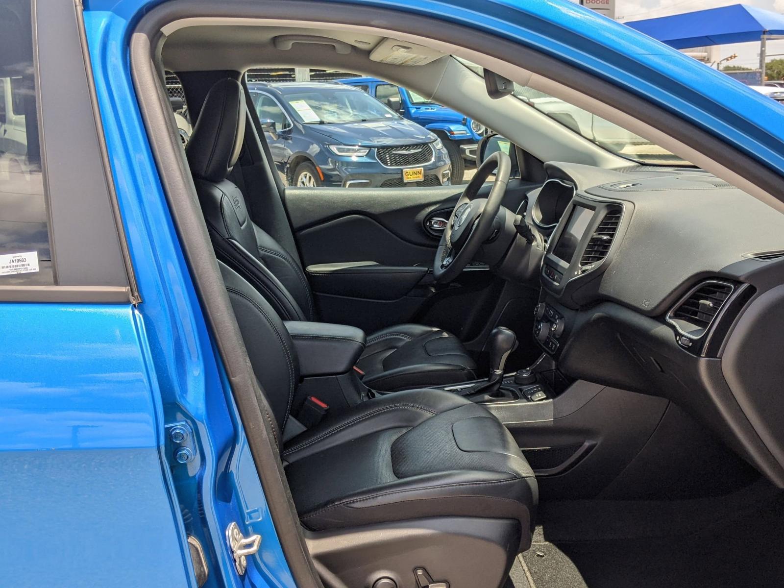 2023 Jeep Cherokee Vehicle Photo in Seguin, TX 78155