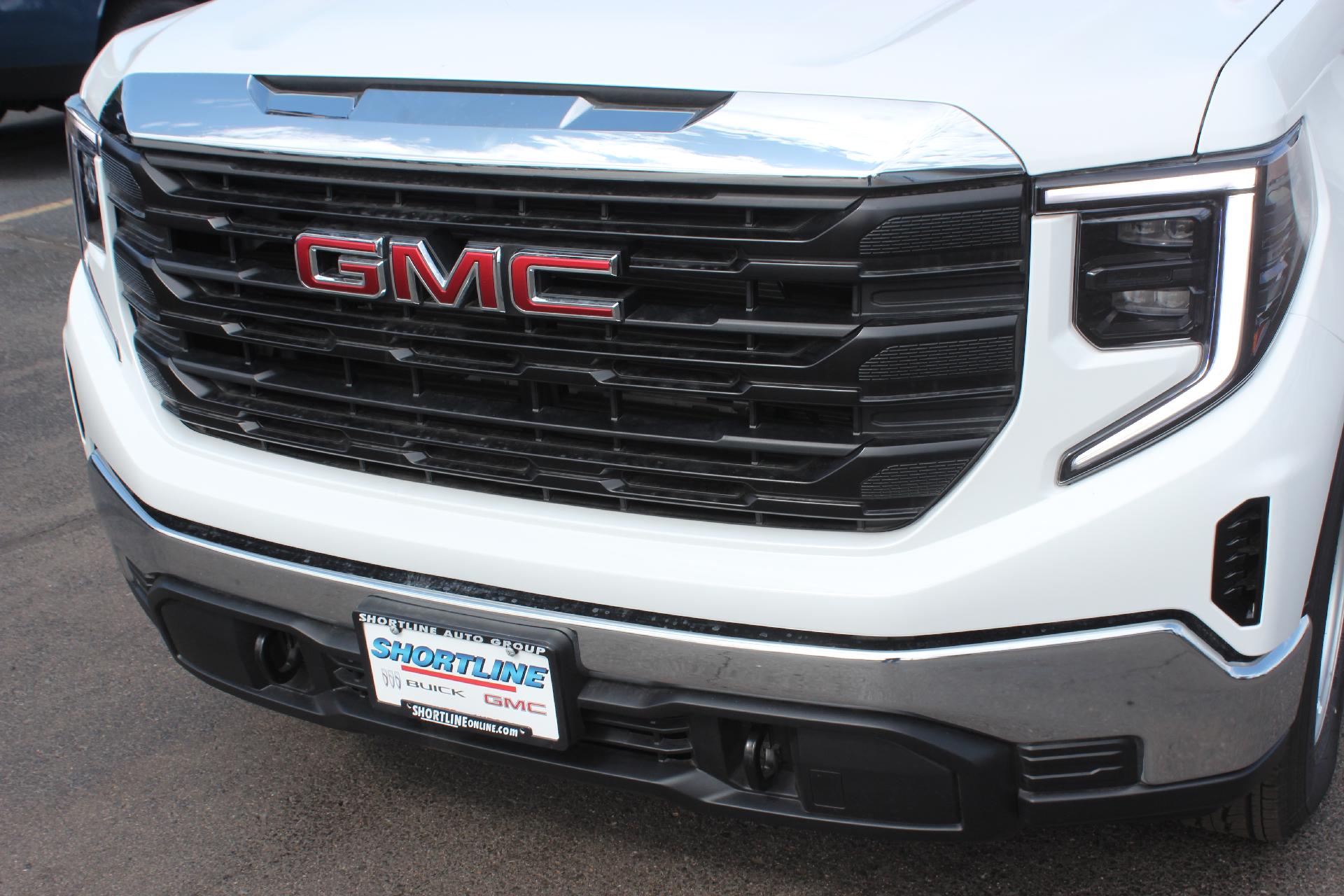 2025 GMC Sierra 1500 Vehicle Photo in AURORA, CO 80012-4011