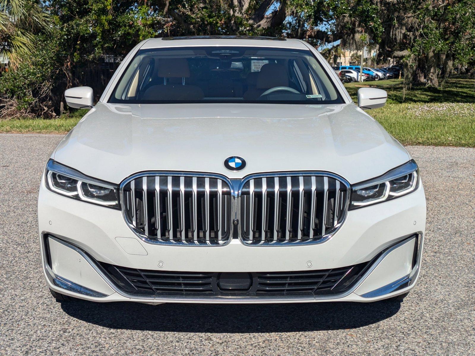 2022 BMW 750i xDrive Vehicle Photo in Sarasota, FL 34231