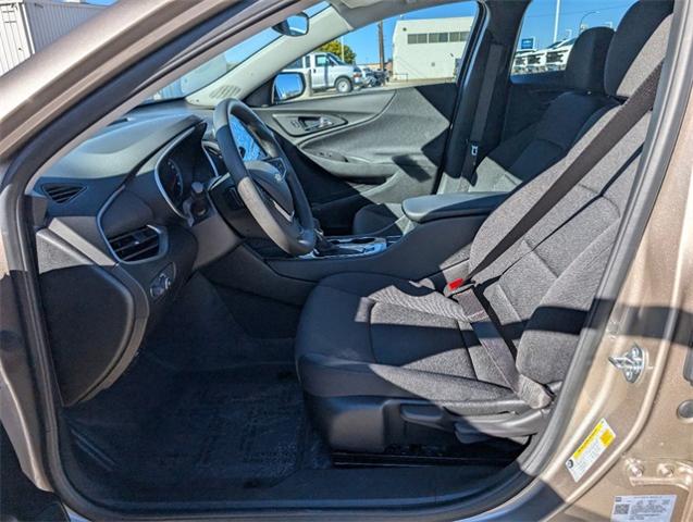 2025 Chevrolet Malibu Vehicle Photo in ENGLEWOOD, CO 80113-6708