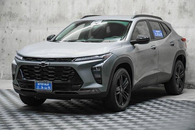 2025 Chevrolet Trax Vehicle Photo in EVERETT, WA 98203-5662