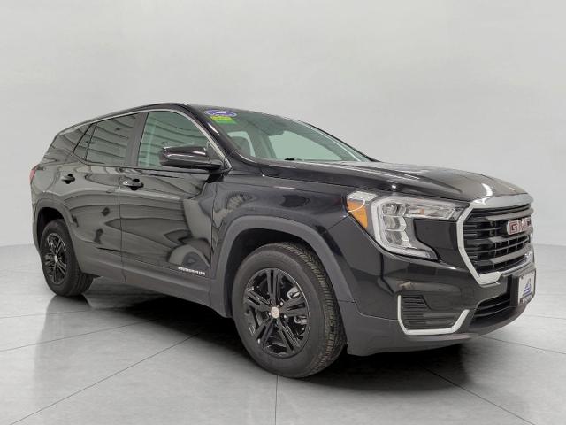 2024 GMC Terrain Vehicle Photo in NEENAH, WI 54956-2243