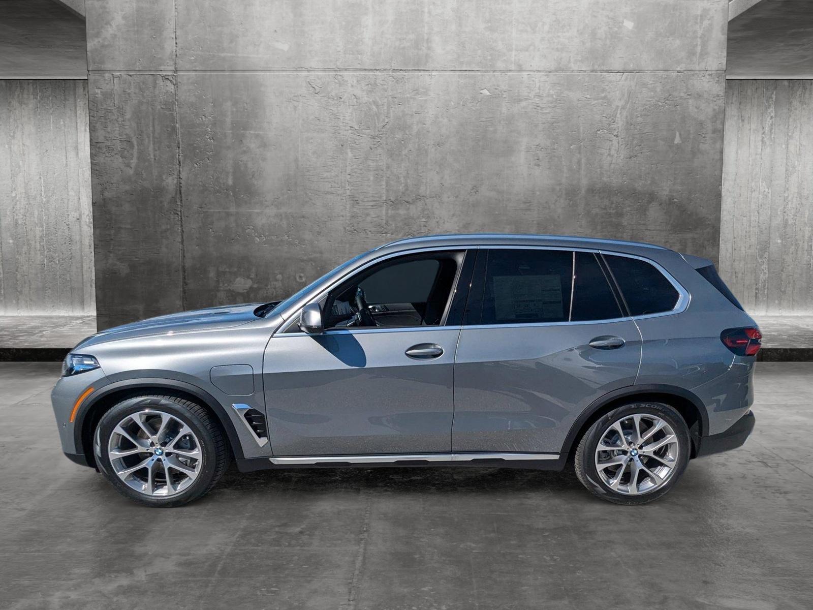 2025 BMW X5 xDrive50e Vehicle Photo in Delray Beach, FL 33444