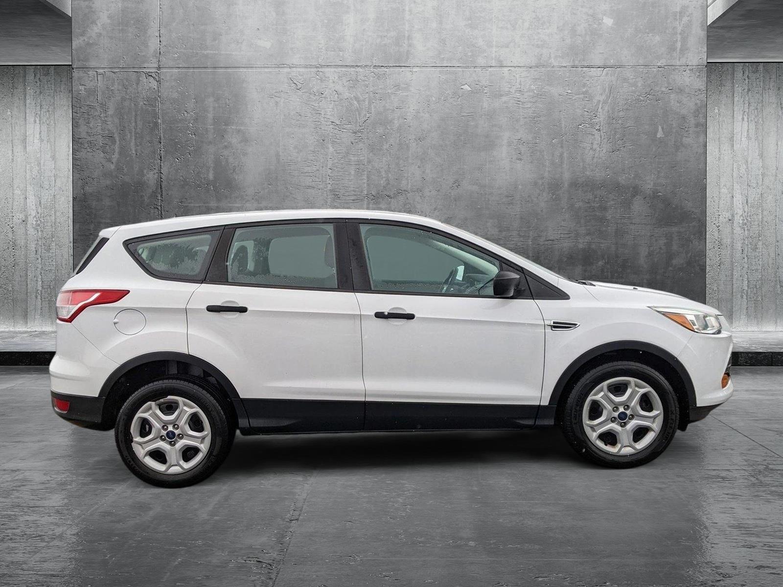 2016 Ford Escape Vehicle Photo in Cockeysville, MD 21030