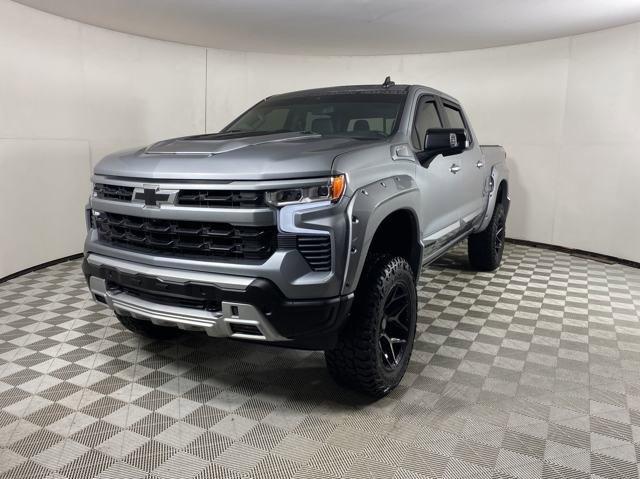 2023 Chevrolet Silverado 1500 Vehicle Photo in MEDINA, OH 44256-9001