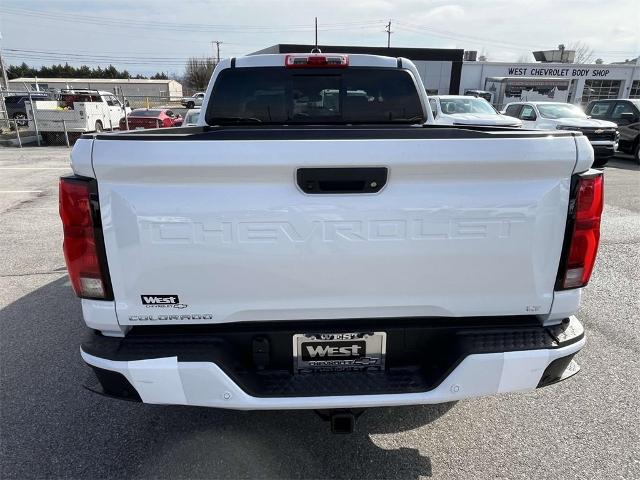 2024 Chevrolet Colorado Vehicle Photo in ALCOA, TN 37701-3235