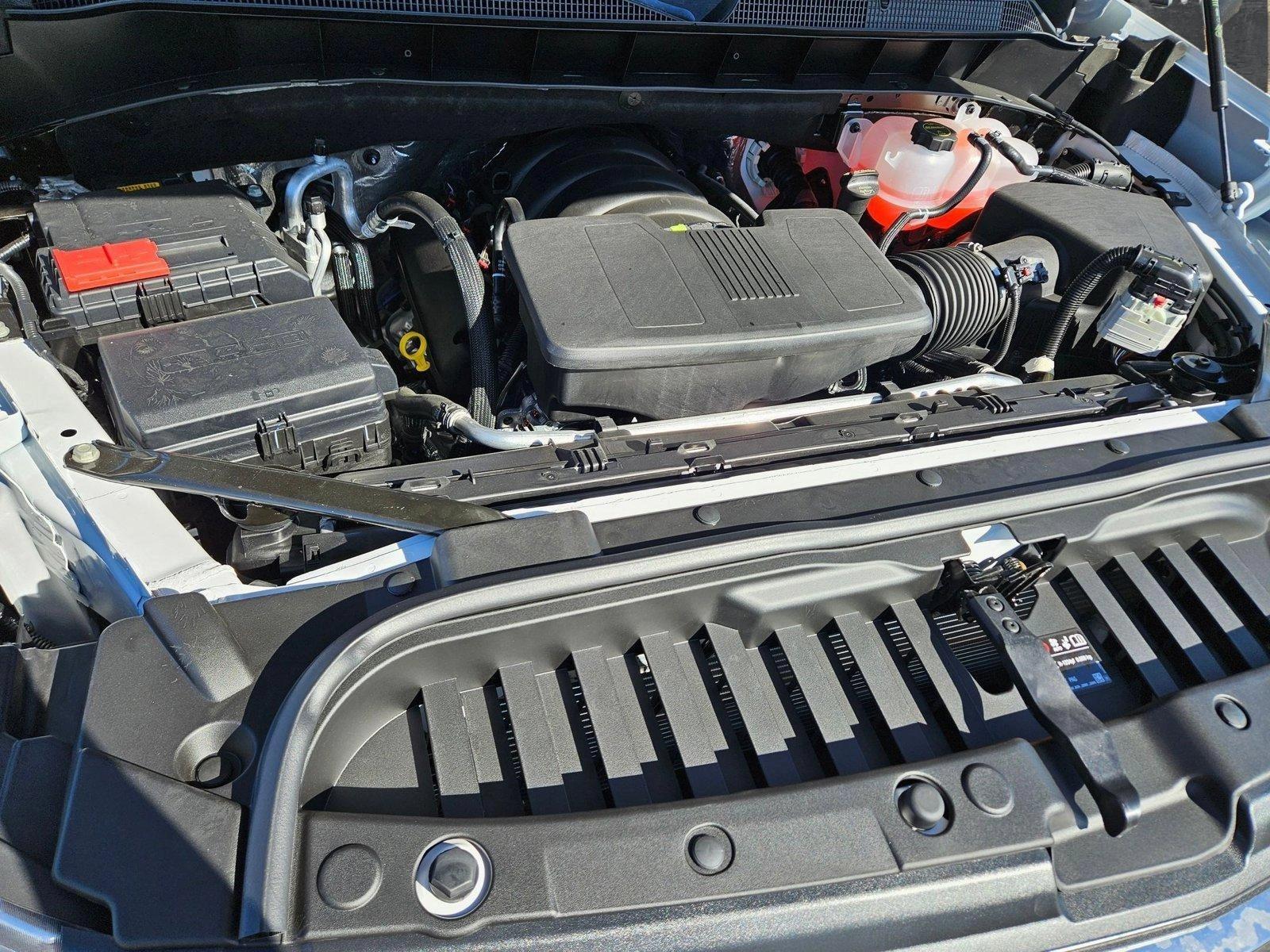 2025 Chevrolet Silverado 1500 Vehicle Photo in PEORIA, AZ 85382-3715