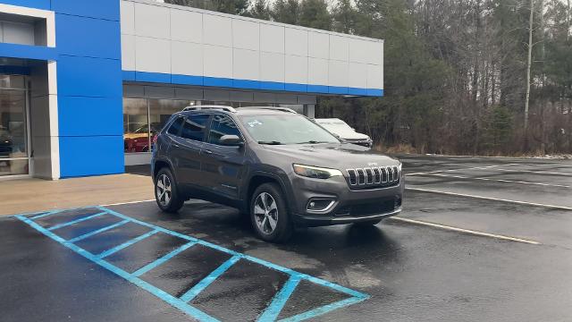 Used 2019 Jeep Cherokee Limited with VIN 1C4PJMDX3KD307314 for sale in Ludington, MI