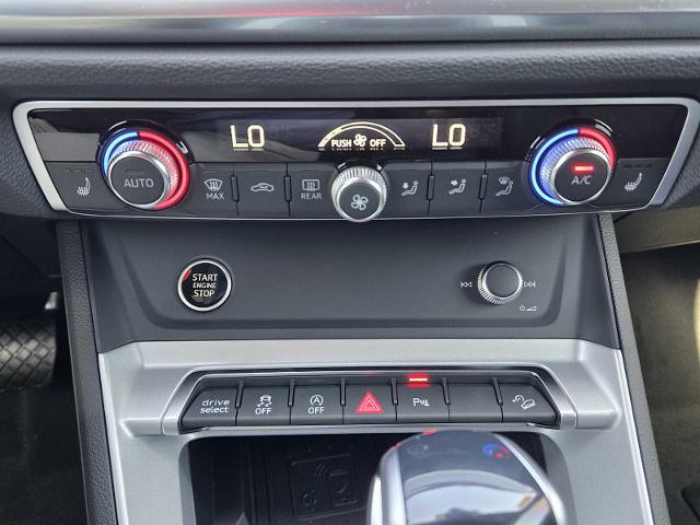 2025 Audi Q3 Vehicle Photo in SUGAR LAND, TX 77478