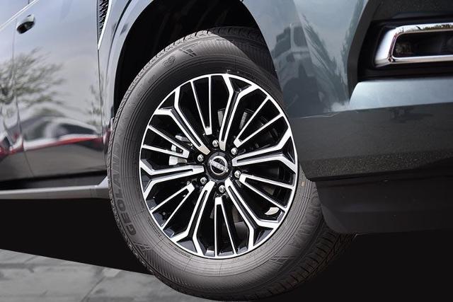 2025 Nissan Armada Vehicle Photo in Ballwin, MO 63011