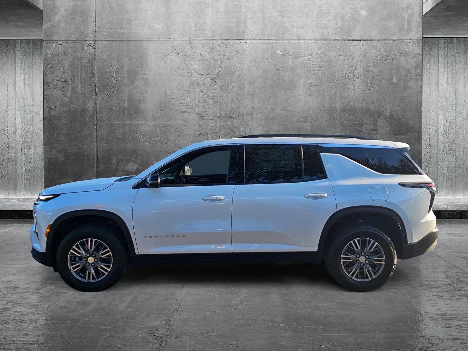 2025 Chevrolet Traverse Vehicle Photo in GREENACRES, FL 33463-3207