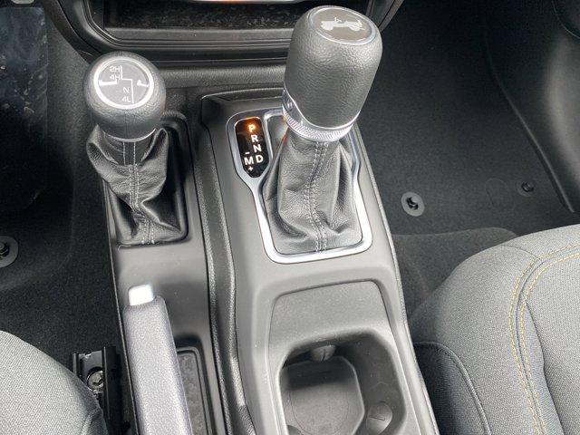 2025 Jeep Wrangler Vehicle Photo in Doylsetown, PA 18901