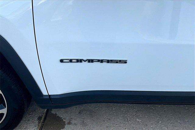 2023 Jeep Compass Vehicle Photo in TOPEKA, KS 66609-0000