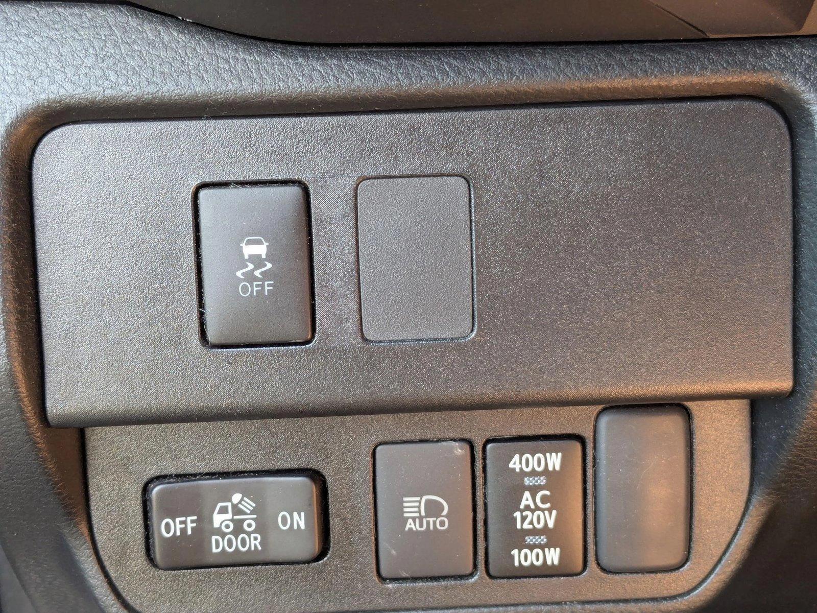2021 Toyota Tacoma 4WD Vehicle Photo in Tampa, FL 33614