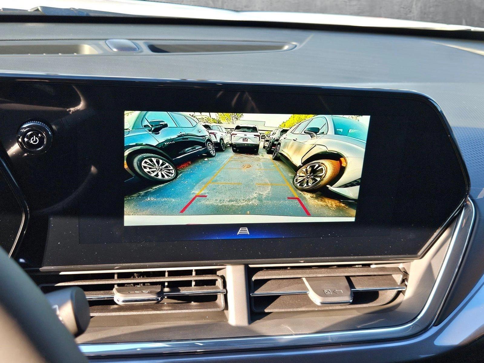 2025 Chevrolet Trax Vehicle Photo in GREENACRES, FL 33463-3207