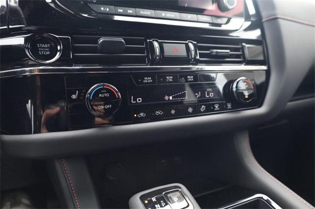 2025 Nissan Pathfinder Vehicle Photo in Hazelwood, MO 63042