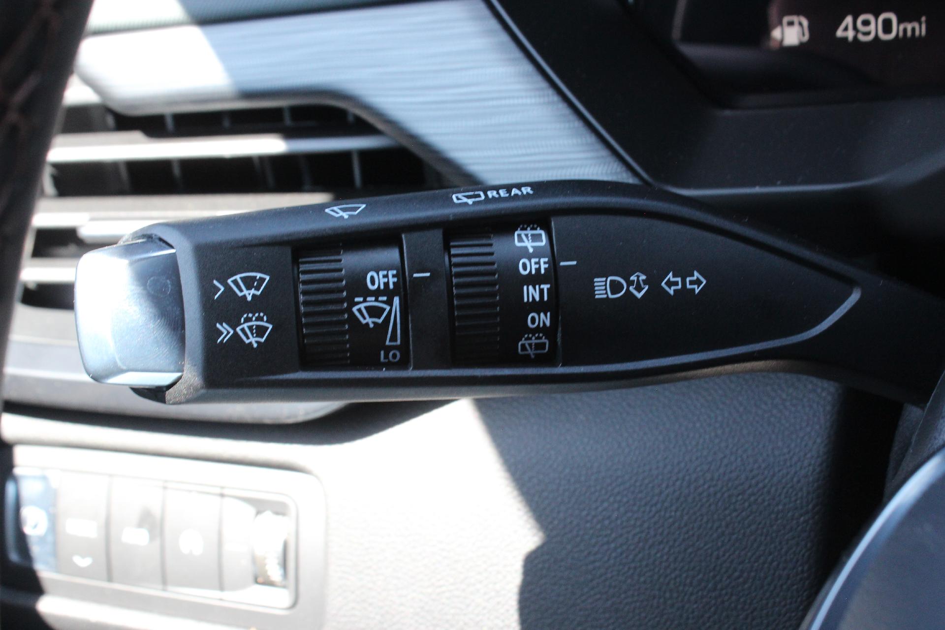 2025 GMC Acadia Vehicle Photo in AURORA, CO 80012-4011
