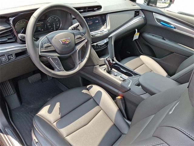 2025 Cadillac XT5 Vehicle Photo in ALLENTOWN, PA 18103-7399