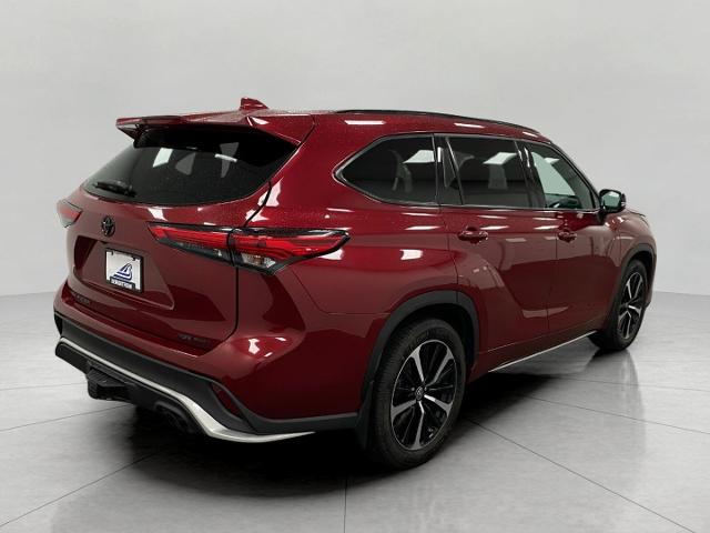 2021 Toyota Highlander Vehicle Photo in OSHKOSH, WI 54904-7811