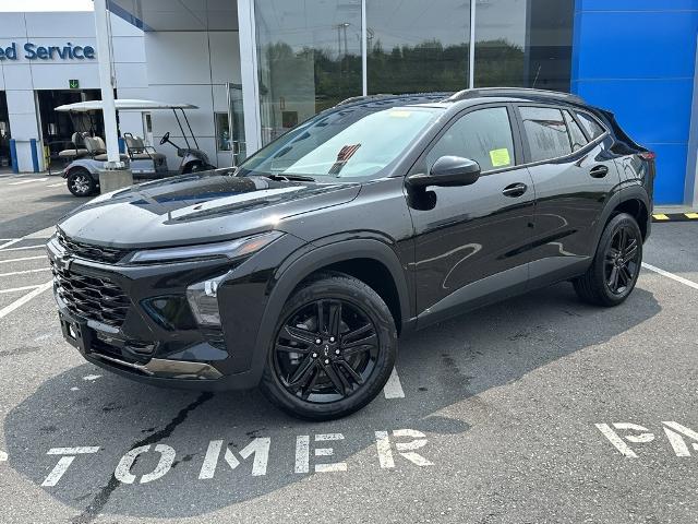 2025 Chevrolet Trax Vehicle Photo in GARDNER, MA 01440-3110