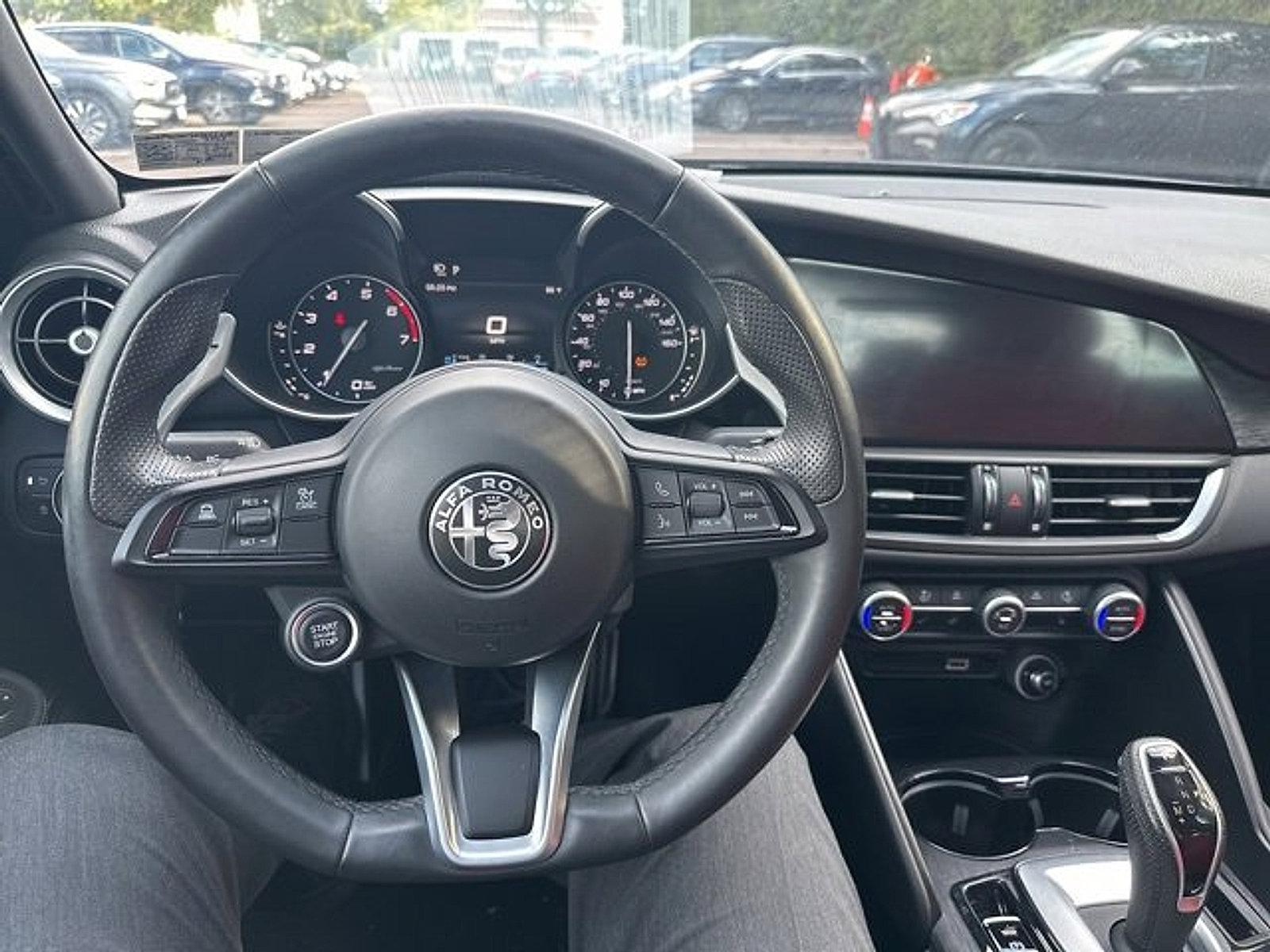 2022 Alfa Romeo Giulia Vehicle Photo in Willow Grove, PA 19090