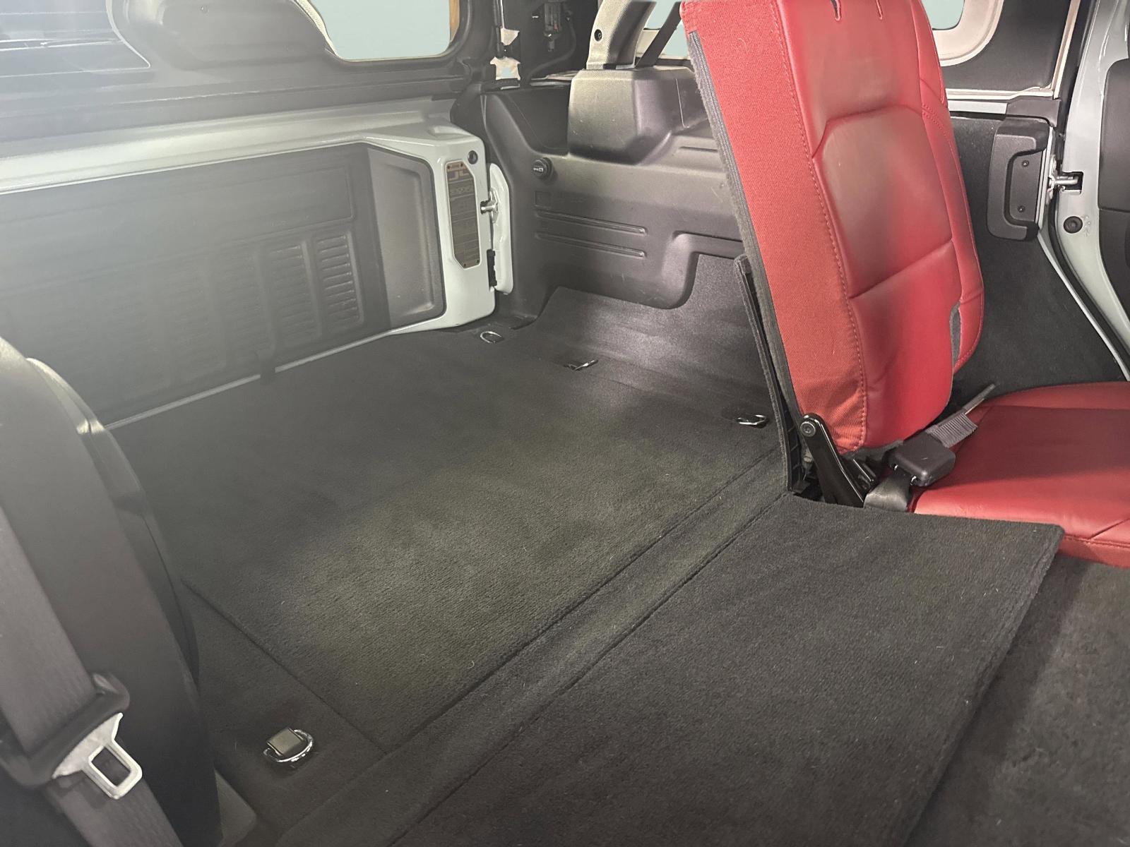 2024 Jeep Wrangler Vehicle Photo in Georgetown, TX 78626