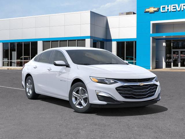 2025 Chevrolet Malibu Vehicle Photo in MOON TOWNSHIP, PA 15108-2571