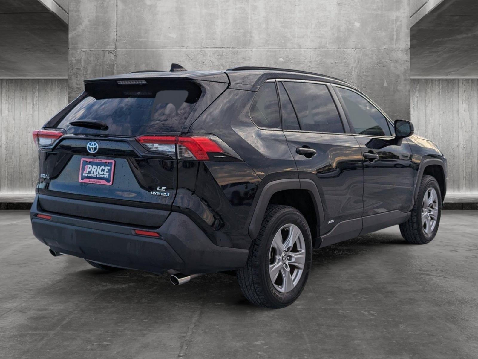 2022 Toyota RAV4 Vehicle Photo in Ft. Myers, FL 33907