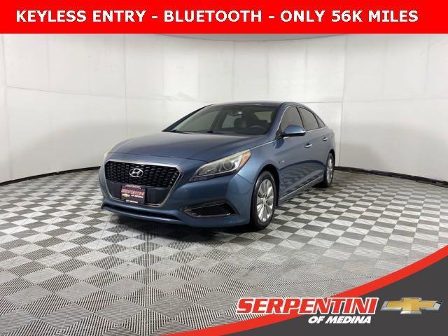 2016 Hyundai Sonata Hybrid Vehicle Photo in MEDINA, OH 44256-9001