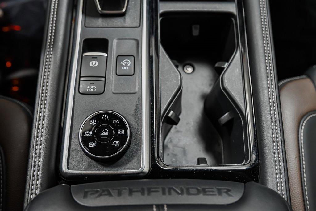 2023 Nissan Pathfinder Vehicle Photo in AKRON, OH 44320-4088