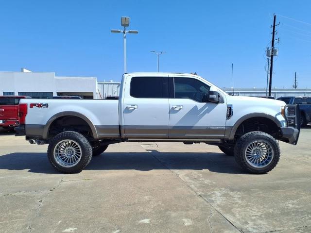 2019 Ford Super Duty F-350 SRW Vehicle Photo in ROSENBERG, TX 77471-5675