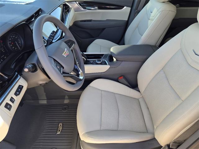 2025 Cadillac XT6 Vehicle Photo in Oklahoma City, OK 73114
