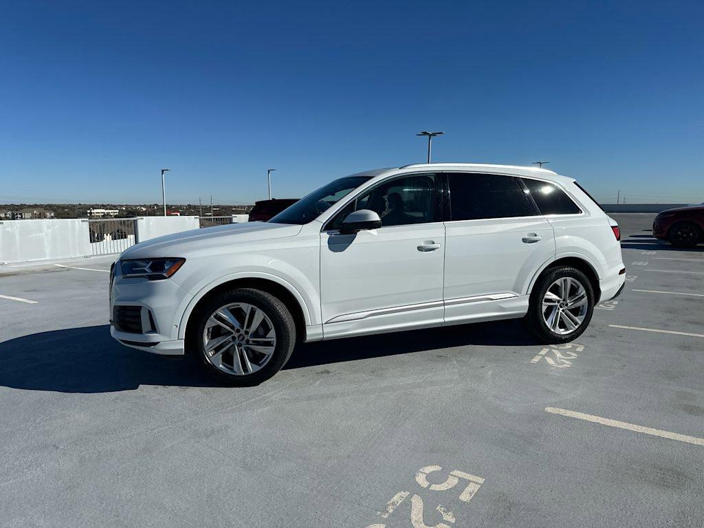 2022 Audi Q7 Vehicle Photo in AUSTIN, TX 78717