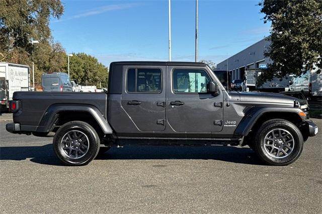 2023 Jeep Gladiator Vehicle Photo in ELK GROVE, CA 95757-8703