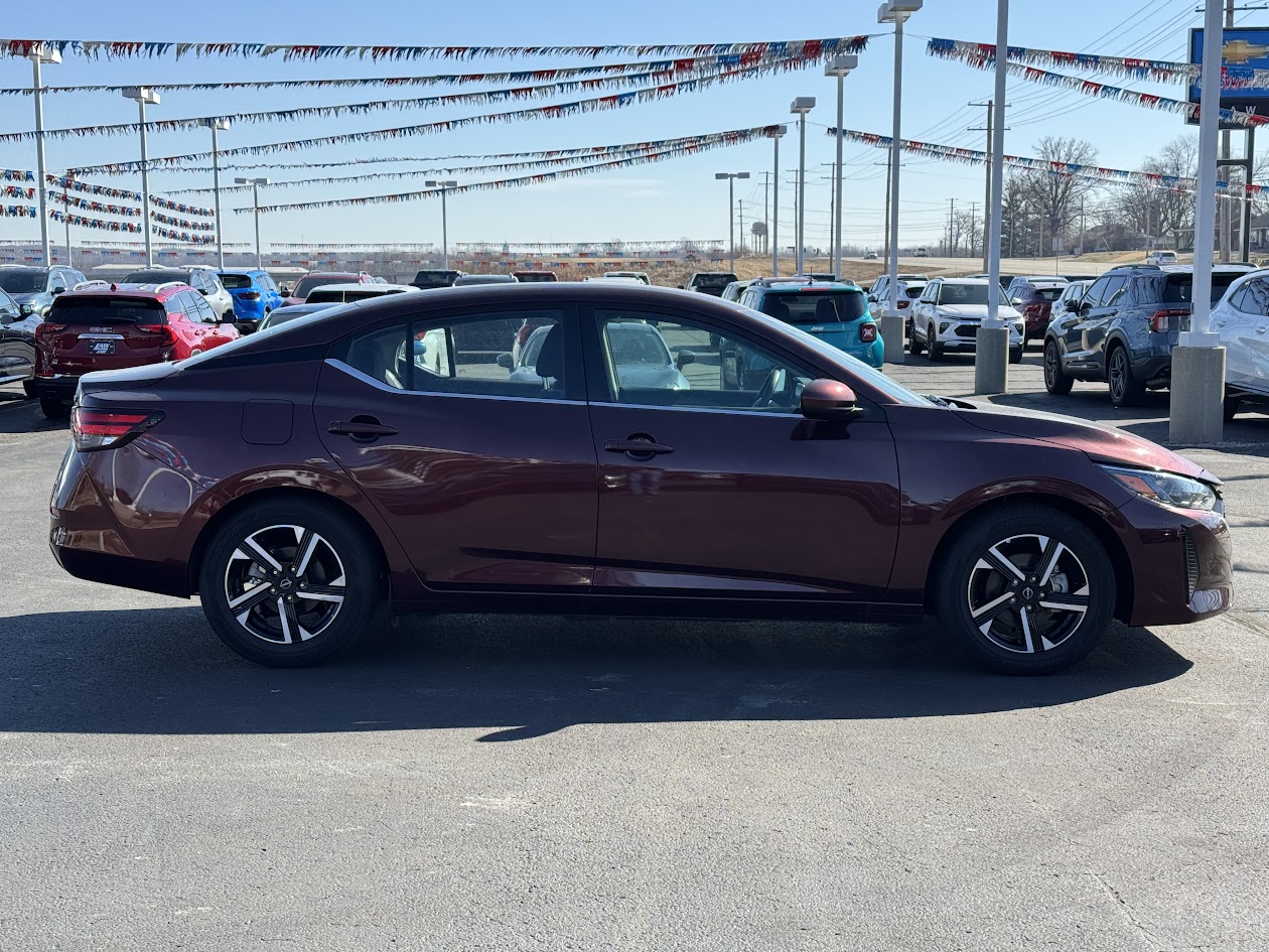 2024 Nissan Sentra Vehicle Photo in BOONVILLE, IN 47601-9633