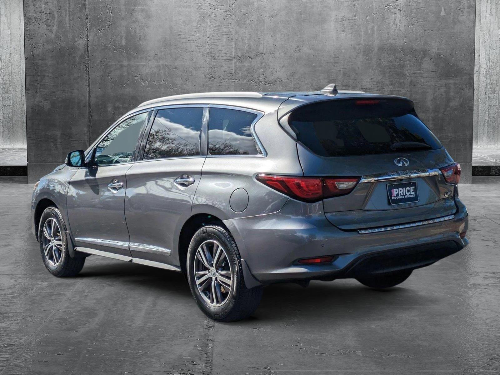 2017 INFINITI QX60 Vehicle Photo in GREENACRES, FL 33463-3207