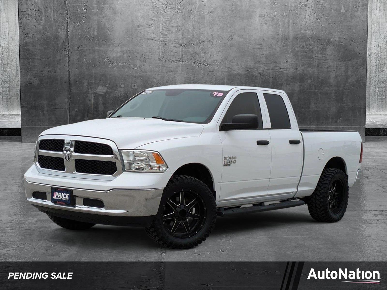 2019 Ram 1500 Classic Vehicle Photo in Corpus Christi, TX 78415