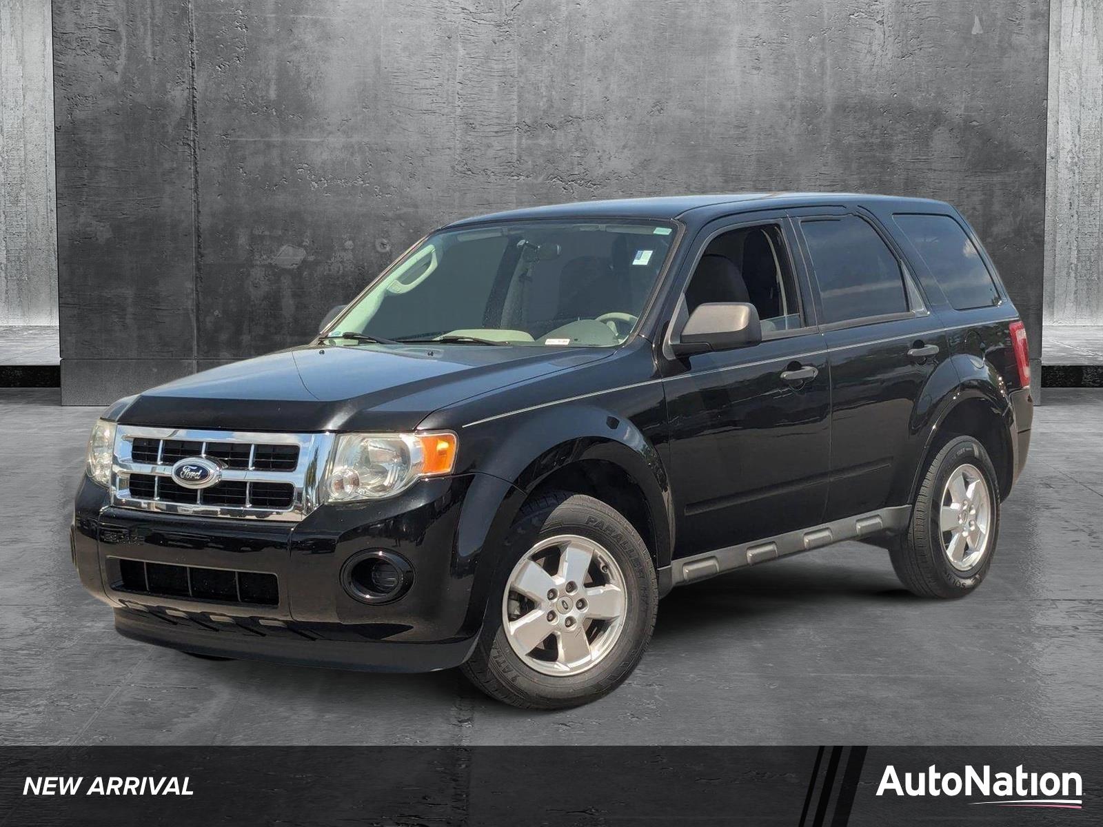 2012 Ford Escape Vehicle Photo in St. Petersburg, FL 33713