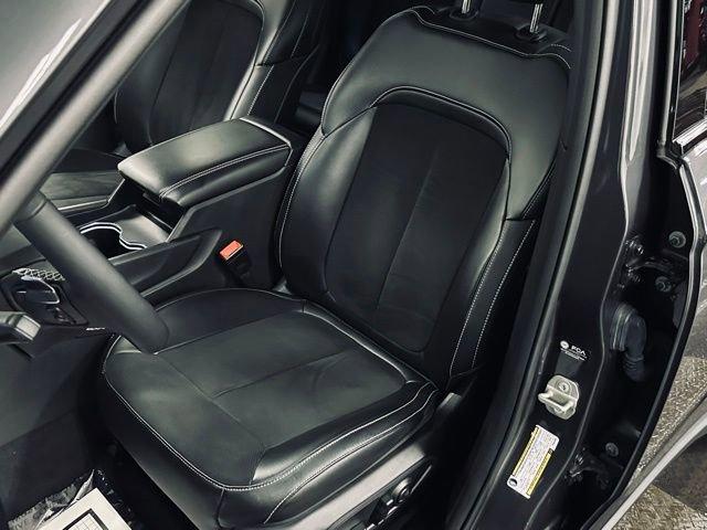 2023 Jeep Grand Cherokee Vehicle Photo in MEDINA, OH 44256-9631